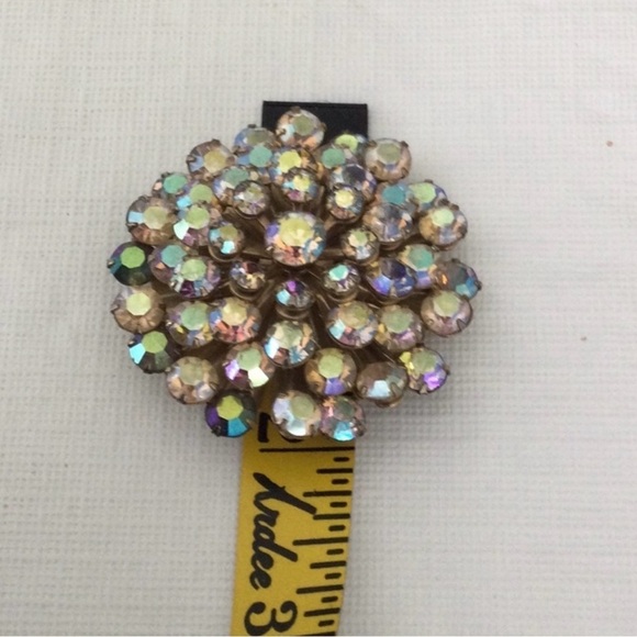 Dazzling Gold and Multicolor Crystal Brooch - Picture 3 of 4